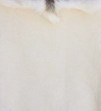 Load image into Gallery viewer, Reindeer Hide