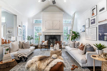 Load image into Gallery viewer, Reindeer Hide